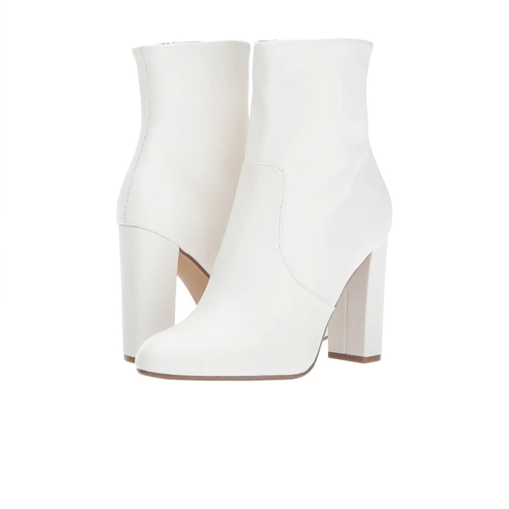 Steve Madden white booties